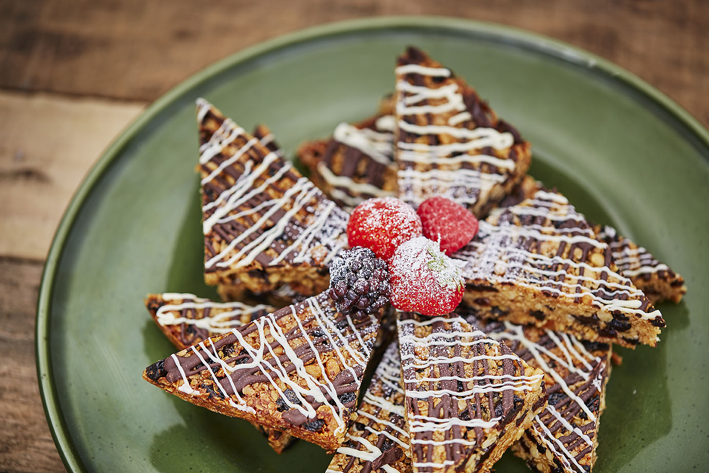 Chocolate, Fruit & Nut Flapjack Country Range