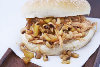 Pulled Pork with Black Eye Beans - Country Range
