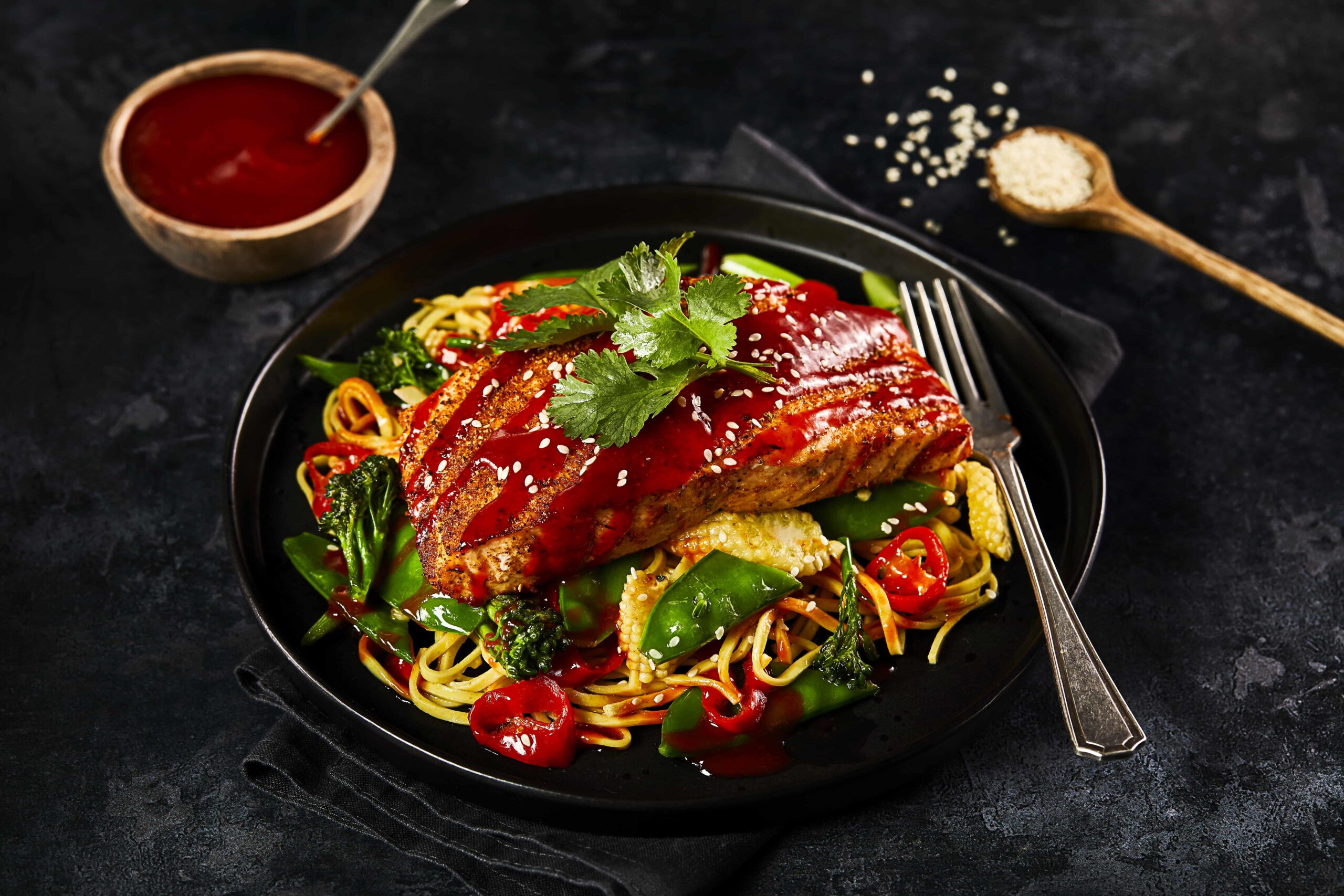 Salmon Sriracha with Egg Noodles - Country Range